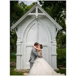 You aren't going to want to miss this beautiful and whimsical family backyard wedding!! Head to the blog to see more of Brett & Alexis on their wedding day!
#harperhadleyblog #harperhadleyevents #hhewedding #hhebrides